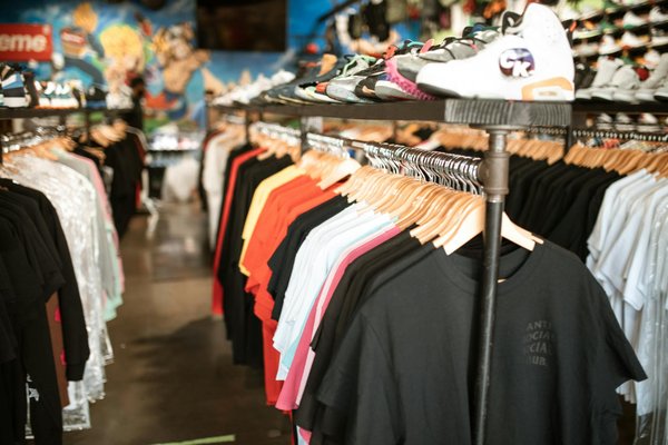 Quels sont les avantages des bracelets magnétiques pour soulager la douleur chez les femmes ?